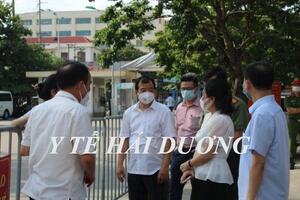 BỆNH VIỆN DÃ CHIẾN ĐẠI HỌC KỸ THUẬT Y TẾ HẢI DƯƠNG ĐÓN 300 BỆNH NHÂN VÀ NGƯỜI NHÀ CỦA BỆNH VIỆN K VỀ ĐIỀU TRỊ